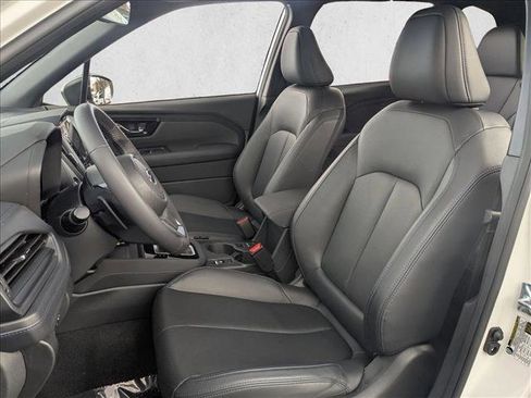 Certified 2025 Subaru Forester Limited image 17