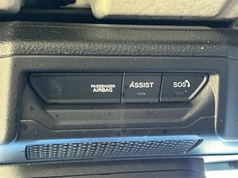 Used 2024 Jeep Wrangler Unlimited w/ Convenience Group image 34