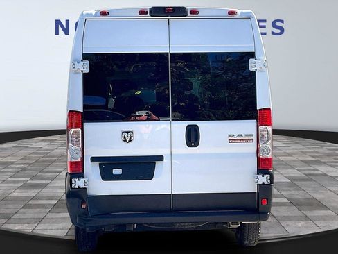 Used 2022 RAM ProMaster 2500 FWD image 5