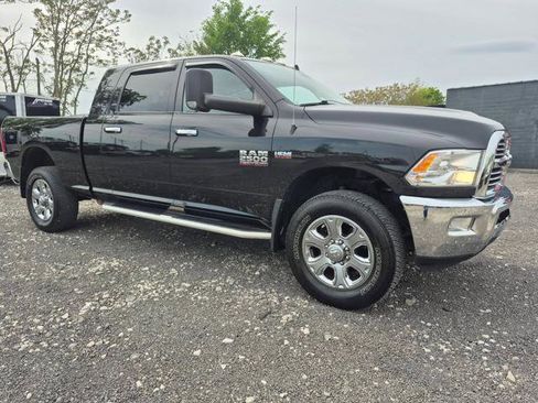 Used 2018 RAM 2500 Big Horn AWD/4WD image 2