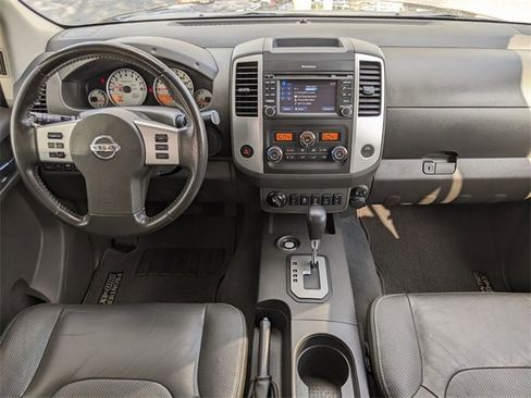 Used 2021 Nissan Frontier PRO-4X w/ Pro-4x Utility Package image 11