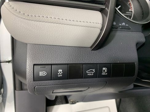 Used 2024 Toyota Camry LE image 18