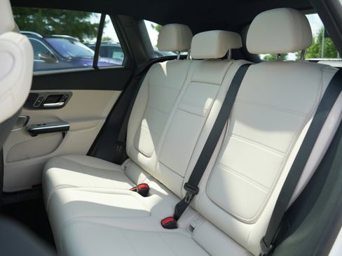 New 2026 Mercedes-Benz GLC 350e 4MATIC image 40