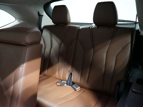 Used 2022 Acura MDX SH-AWD w/ Technology Package image 30