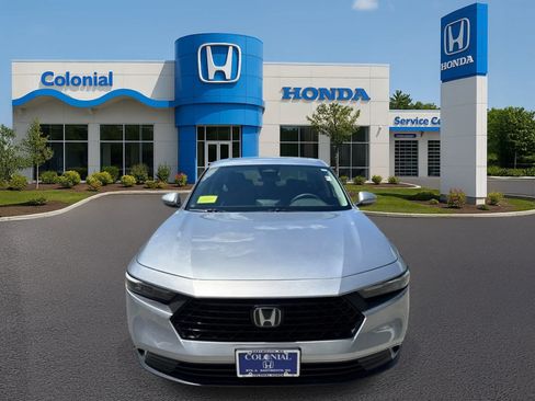 Used 2024 Honda Accord EX image 10