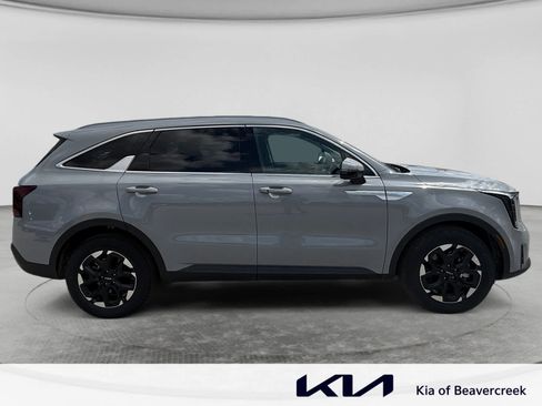 New 2026 Kia Sorento S w/ S Panoramic Sunroof Package FWD image 4