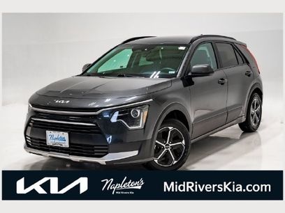Used 2025 Kia Niro LX