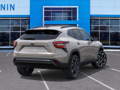 New 2026 Chevrolet Trax RS w/ Driver Confidence Package image 4