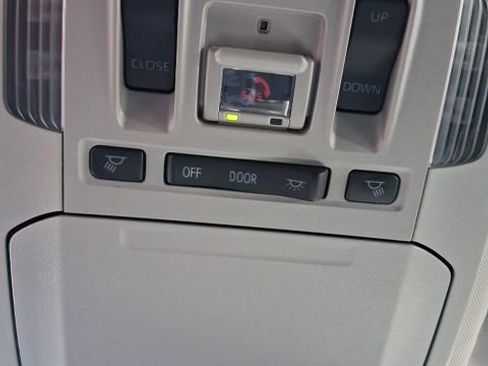 Used 2022 Toyota Highlander XLE image 31