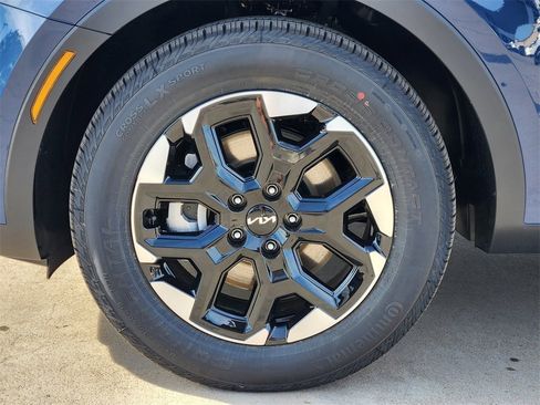 New 2026 Kia Sorento S w/ S Panoramic Sunroof Package image 16