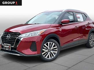 Used 2023 Nissan Kicks SV video 1