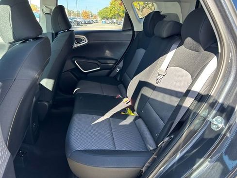 Used 2025 Kia Soul S image 17