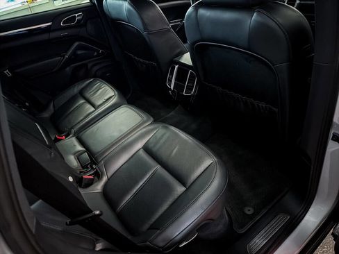 Used 2011 Porsche Cayenne S image 20
