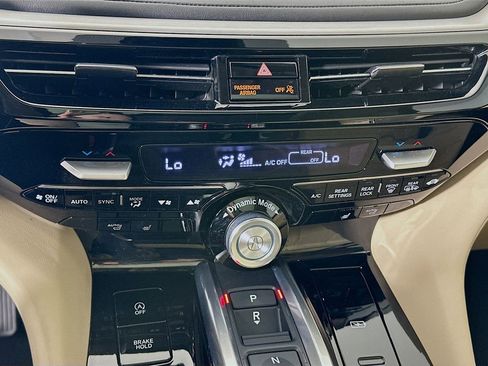 Used 2023 Acura MDX FWD w/ Technology Package image 16