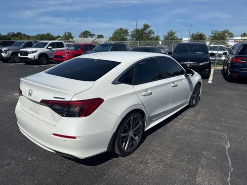 Used 2023 Honda Civic Touring image 7