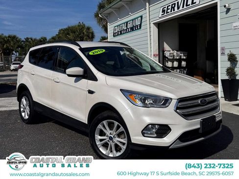 Used 2019 Ford Escape SEL AWD/4WD image 1