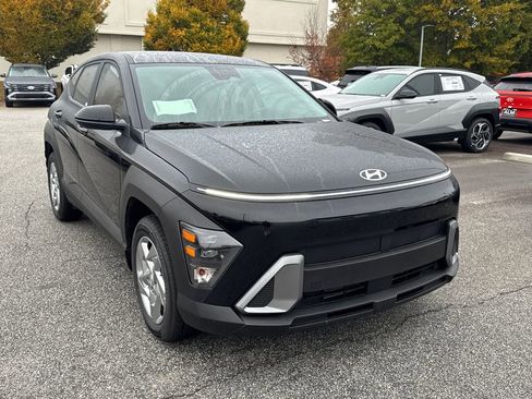 New 2026 Hyundai Kona SE image 7