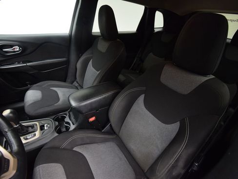 Used 2014 Jeep Cherokee Latitude image 14