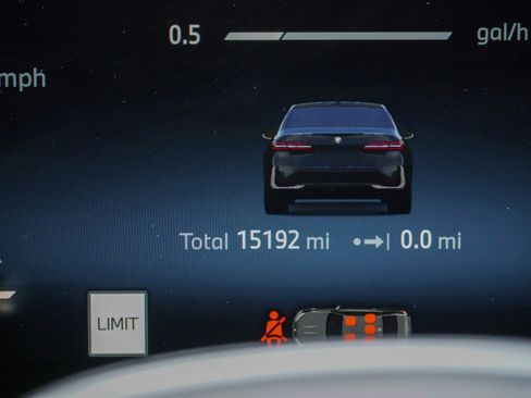 Used 2026 BMW 540i xDrive 540i xDrive image 21