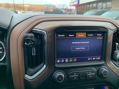 Used 2021 Chevrolet Silverado 1500 High Country image 10