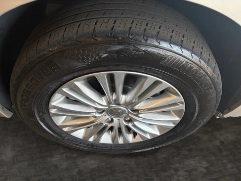 Used 2015 Chrysler Town & Country Touring-L w/ Driver Convenience Group FWD image 38
