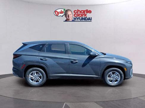New 2026 Hyundai Tucson SE FWD image 6