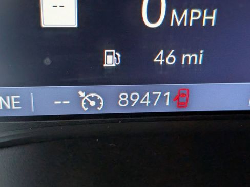 Used 2021 Chevrolet Colorado Z71 w/ Safety Package image 31