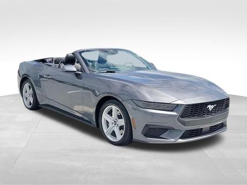 Used 2026 Ford Mustang Premium RWD image 7