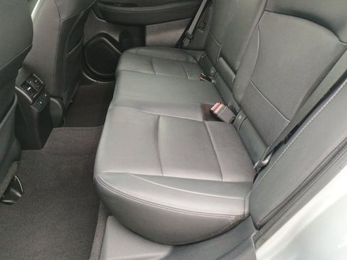 Used 2016 Subaru Outback 3.6R Limited image 16