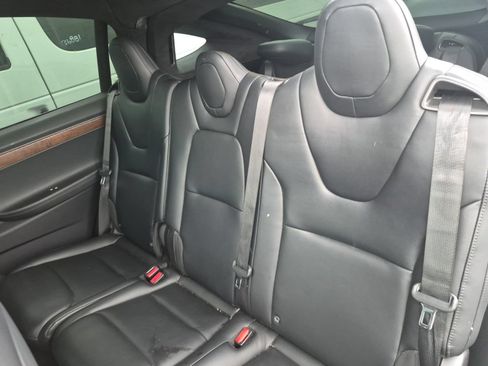 Used 2021 Tesla Model X Long Range AWD/4WD image 6