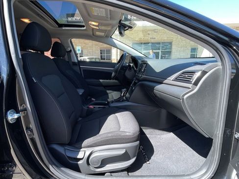 Used 2018 Hyundai Elantra Value Edition image 30
