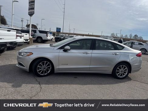 Used 2017 Ford Fusion S image 6