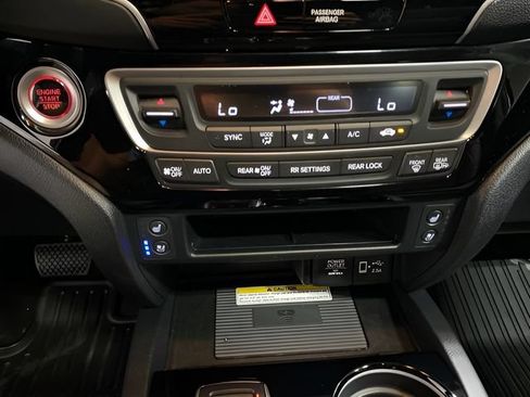 Used 2023 Honda Passport Elite image 19