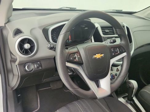 Used 2017 Chevrolet Sonic LT FWD image 14