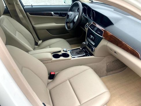 Used 2012 Mercedes-Benz C 300 4MATIC Sedan image 11