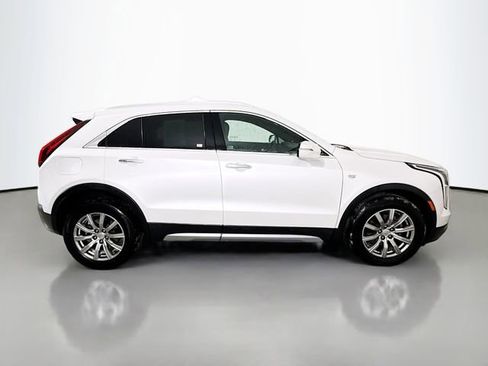 Used 2023 Cadillac XT4 Premium Luxury w/ Cold Weather Package image 9