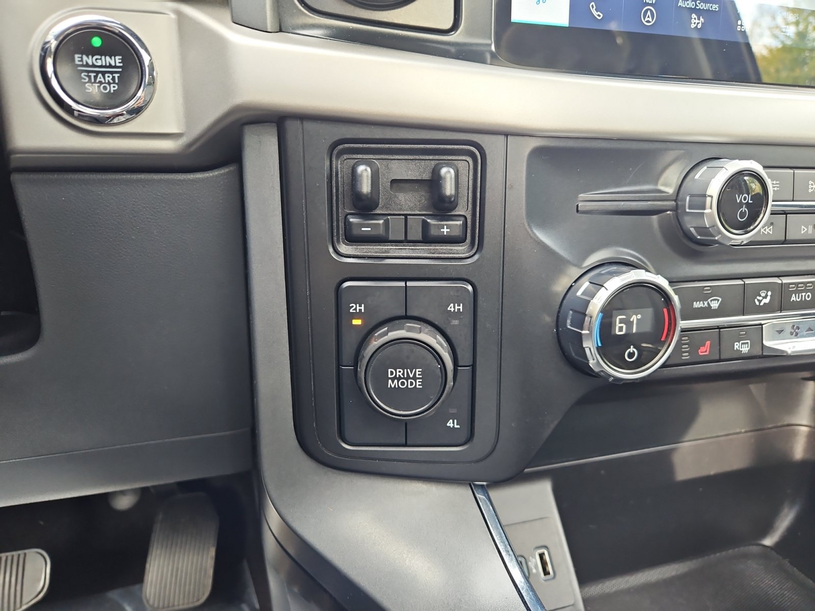 Used 2021 Ford F150 XLT w/ Equipment Group 302A High AWD/4WD image 24