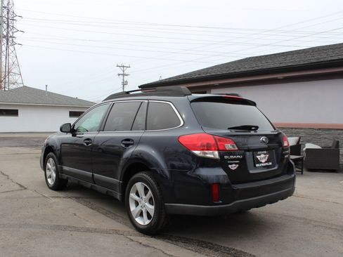 Used 2013 Subaru Outback 2.5i Premium image 9