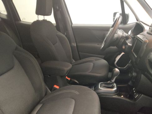 Used 2021 Jeep Renegade Sport FWD image 21