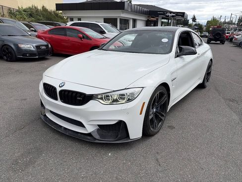 Used 2015 BMW M4 Coupe RWD image 1