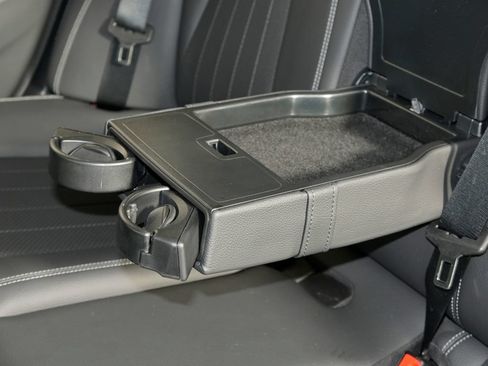 Certified 2023 Mercedes-Benz E 350 4MATIC Sedan image 33