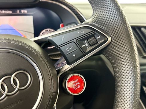 Used 2021 Audi R8 V10 image 22