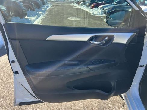 Used 2019 Nissan Sentra S image 15