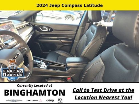 Used 2024 Jeep Compass Latitude w/ Convenience Group AWD/4WD image 10