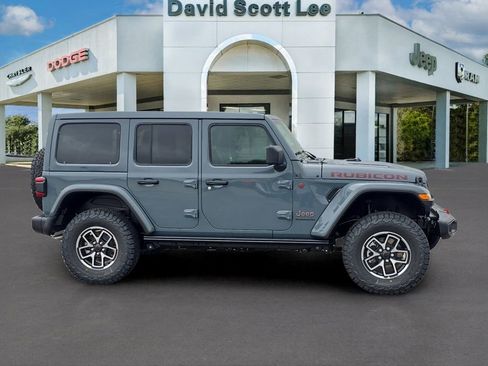 New 2026 Jeep Wrangler Unlimited Rubicon w/ Safety Group image 5