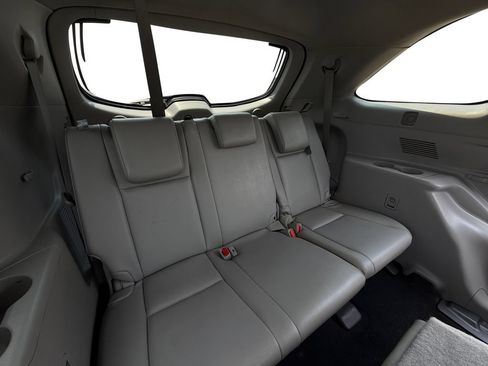 Used 2019 Toyota Highlander Limited Platinum AWD/4WD image 27
