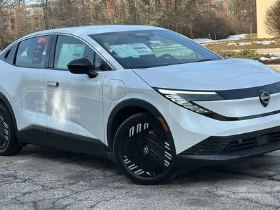 New 2026 Nissan Leaf w/ Floor Mat Package (S+)