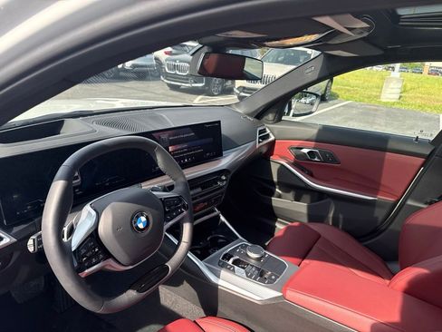 Used 2025 BMW 330i xDrive Sedan w/ Premium Package AWD/4WD image 12