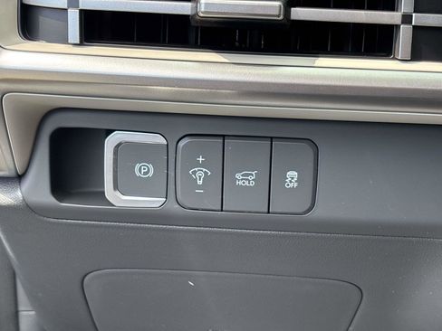 Certified 2026 Hyundai Santa Fe SEL AWD/4WD image 24