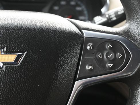 Certified 2023 Chevrolet Traverse LS image 11